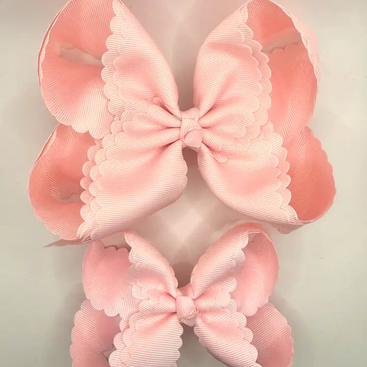 Pink Scallop Bow 6"