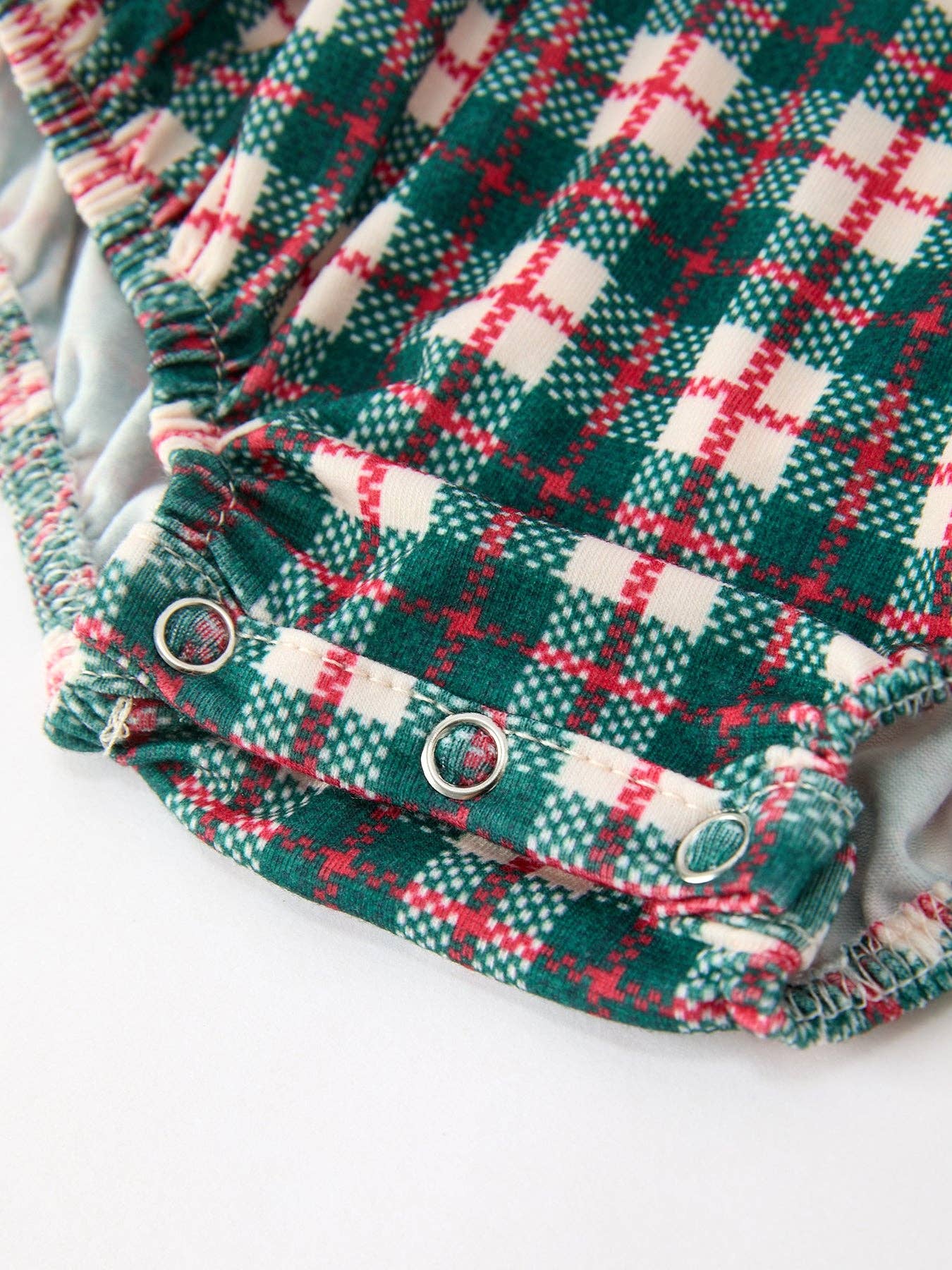 PRESALE: Wreath Petals Plaid Bubble (ETA: Early Septmeber)
