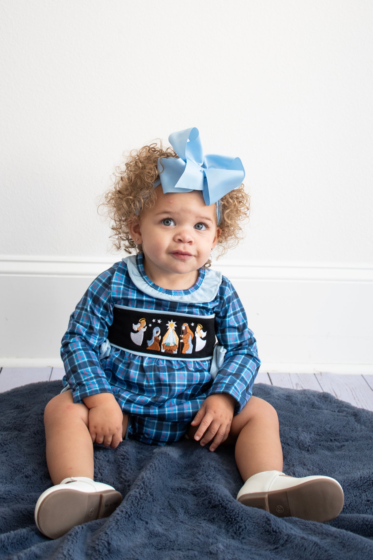 Bethlehem Blessings Girl Bubble