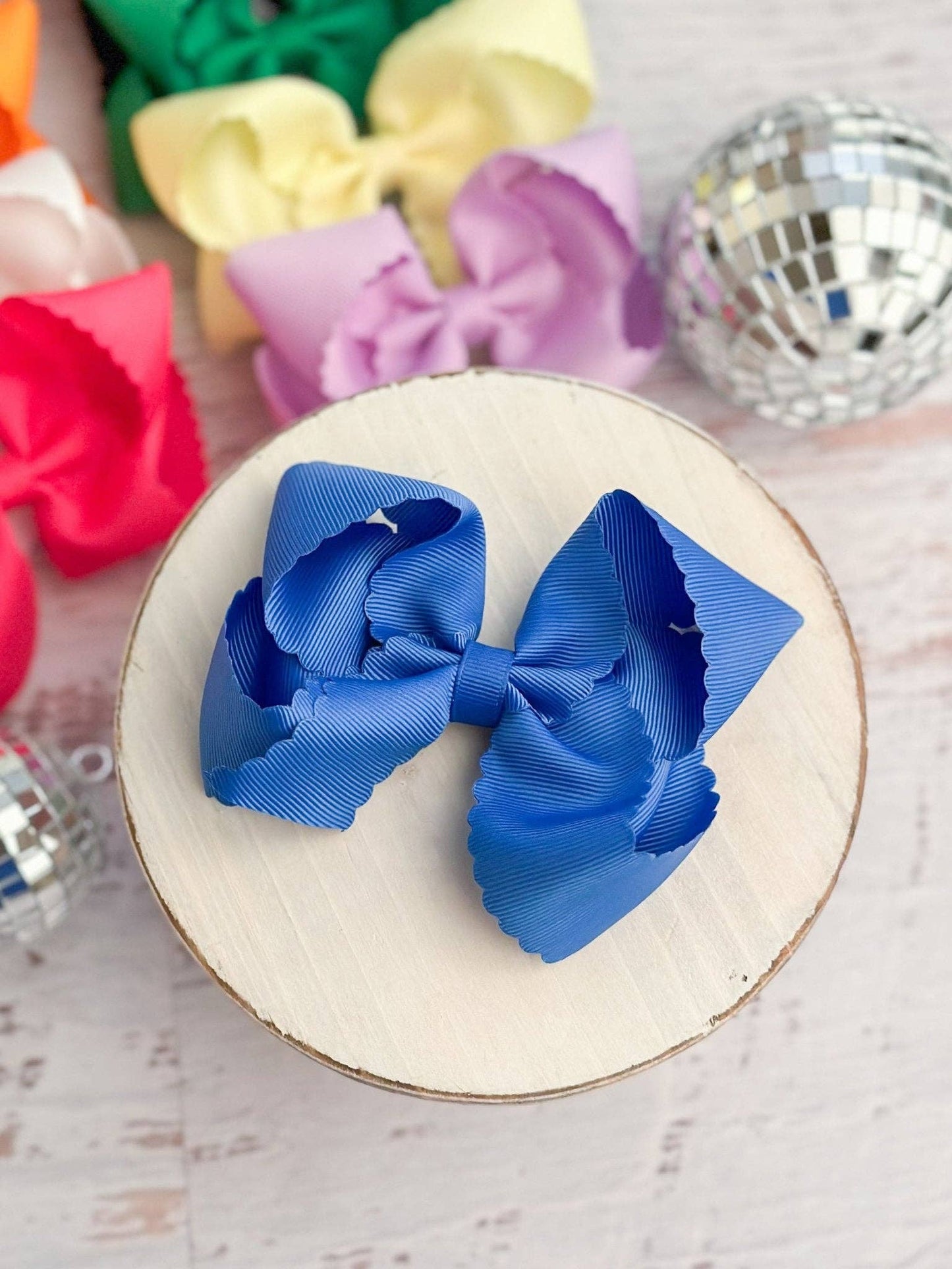 4.5" Classic Scalloped Hair Bow | Clip or Headband