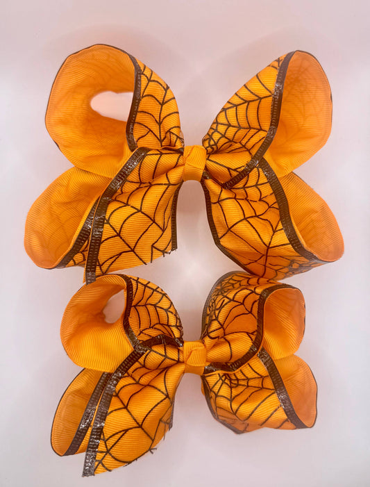 Orange Spiderweb Bow 6"