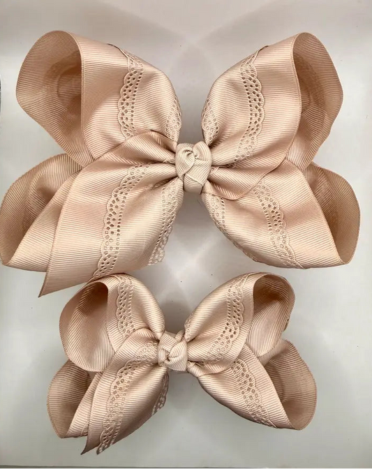 Tan Eyelet Bow 6"