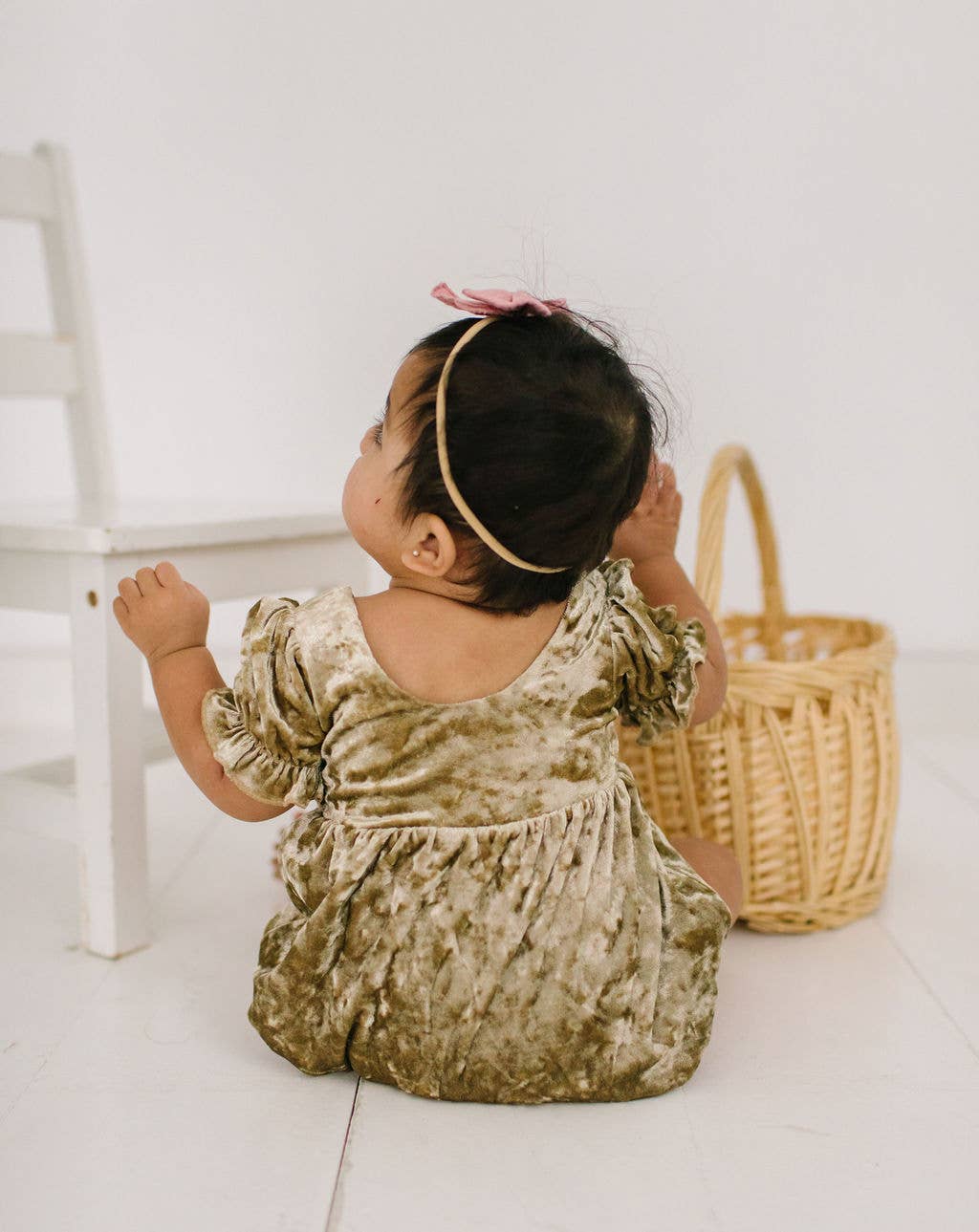 Quinn Bubble in Gold Crushed Velvet | Ollie Jay