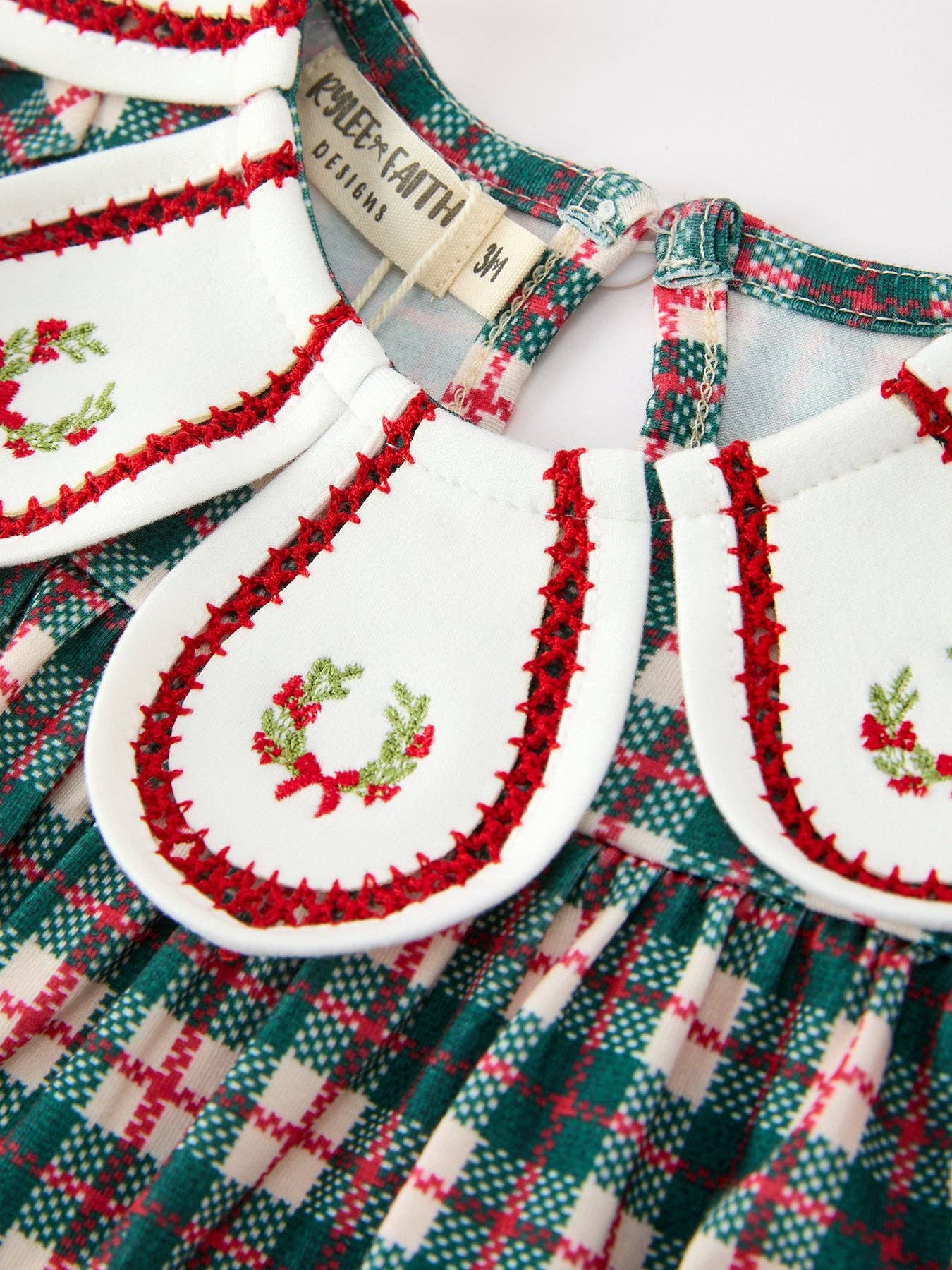 PRESALE: Wreath Petals Plaid Bubble (ETA: Early Septmeber)