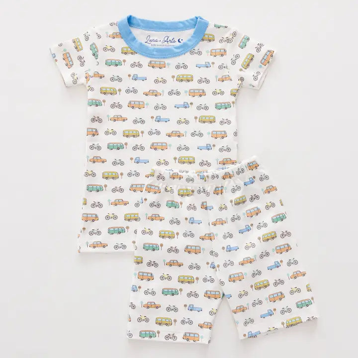 On the Move short pajamas