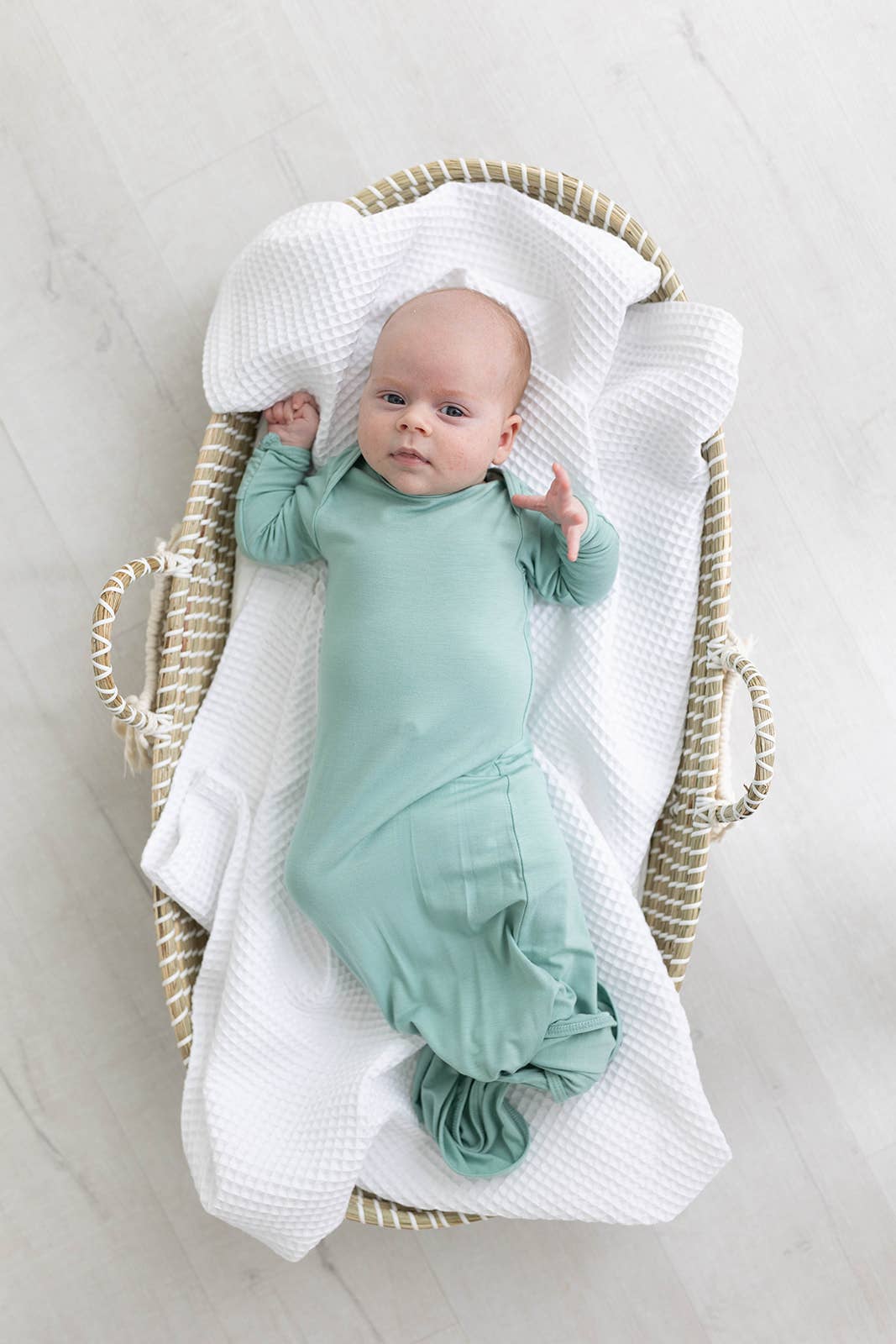 Newborn Knotted Baby Gown and Hat Set - Baby Clothes - Crew