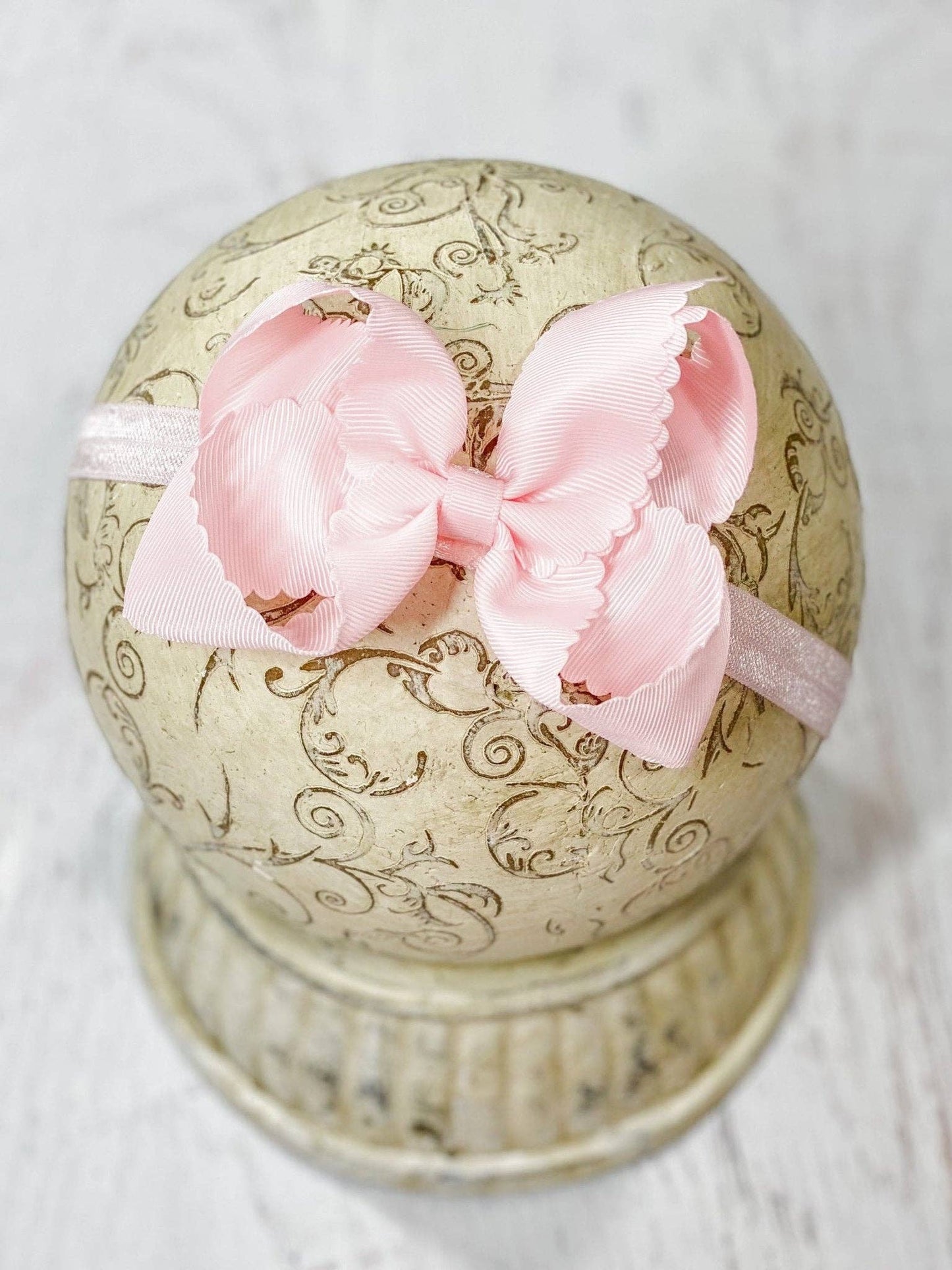 4.5" Classic Scalloped Hair Bow | Clip or Headband