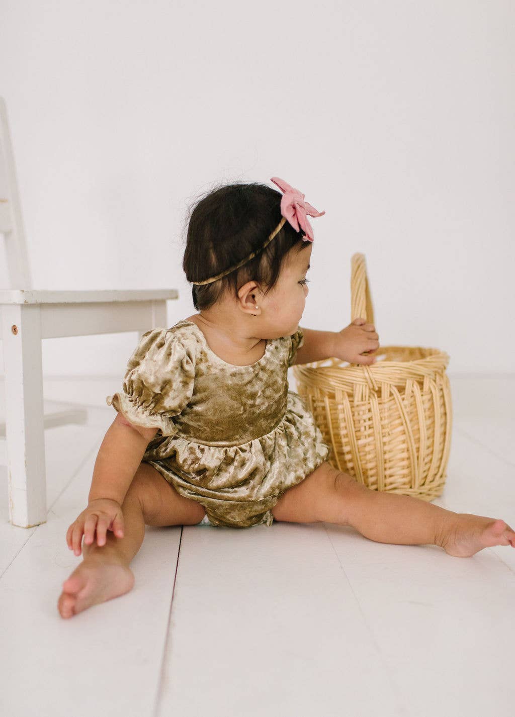 Quinn Bubble in Gold Crushed Velvet | Ollie Jay