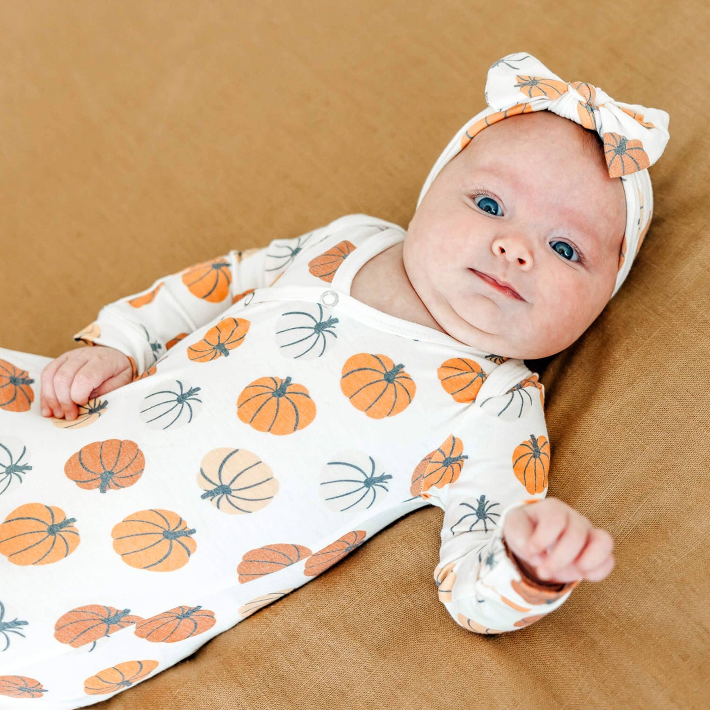 Newborn Knotted Gown - Karver (bow not included)