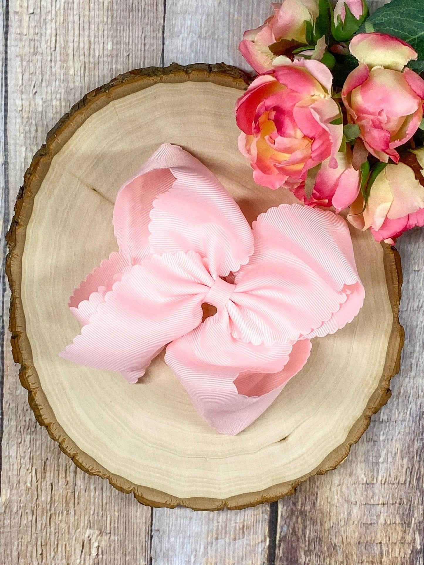 5.5" Oversize Scalloped Hair Bow - Headband