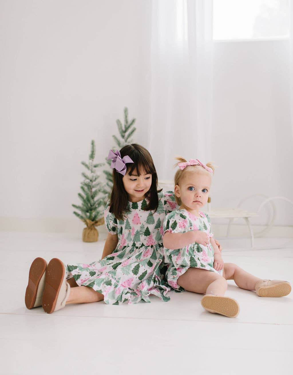 Quinn Poplin Romper in Christmas Trees | Ollie Jay