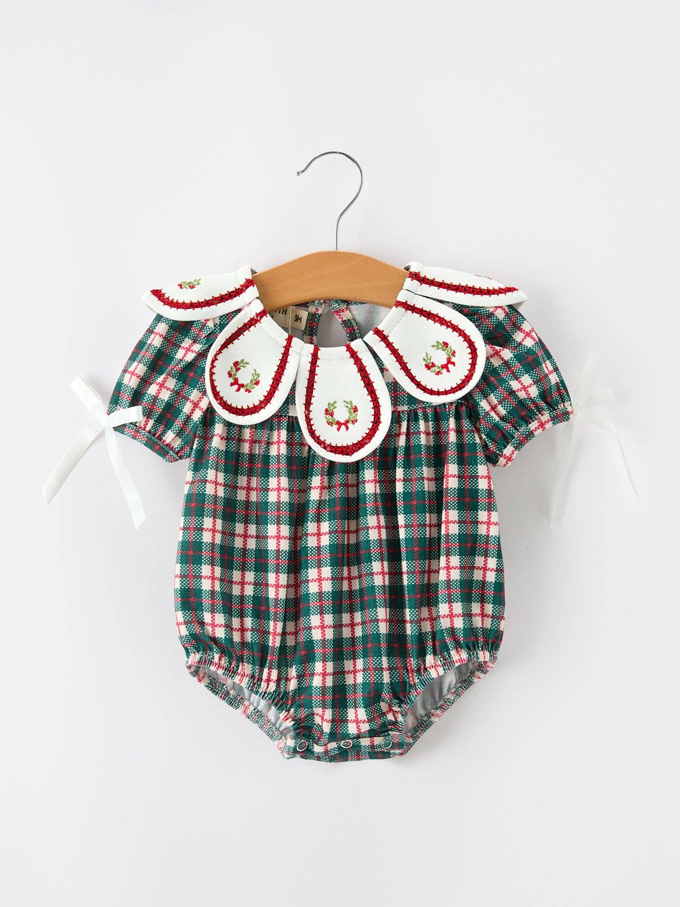 PRESALE: Wreath Petals Plaid Bubble (ETA: Early Septmeber)
