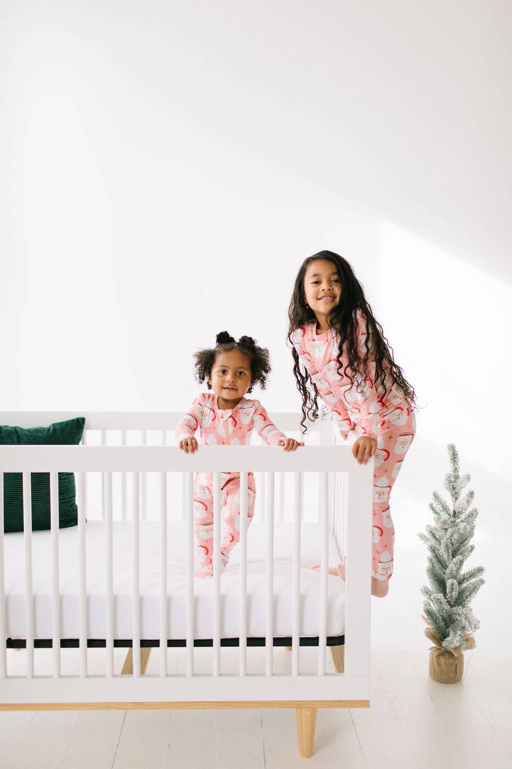 Zippy Bamboo Baby Pajama in Santa Cocoa | Ollie Jay