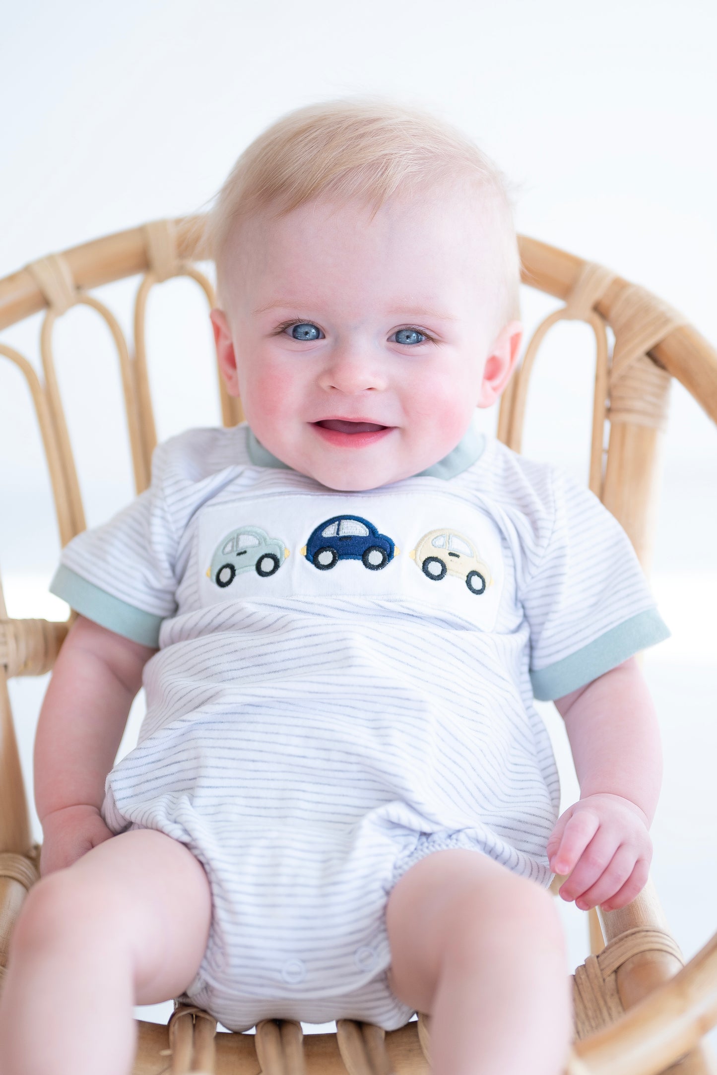 Green vehicle embroidery stripe bubble