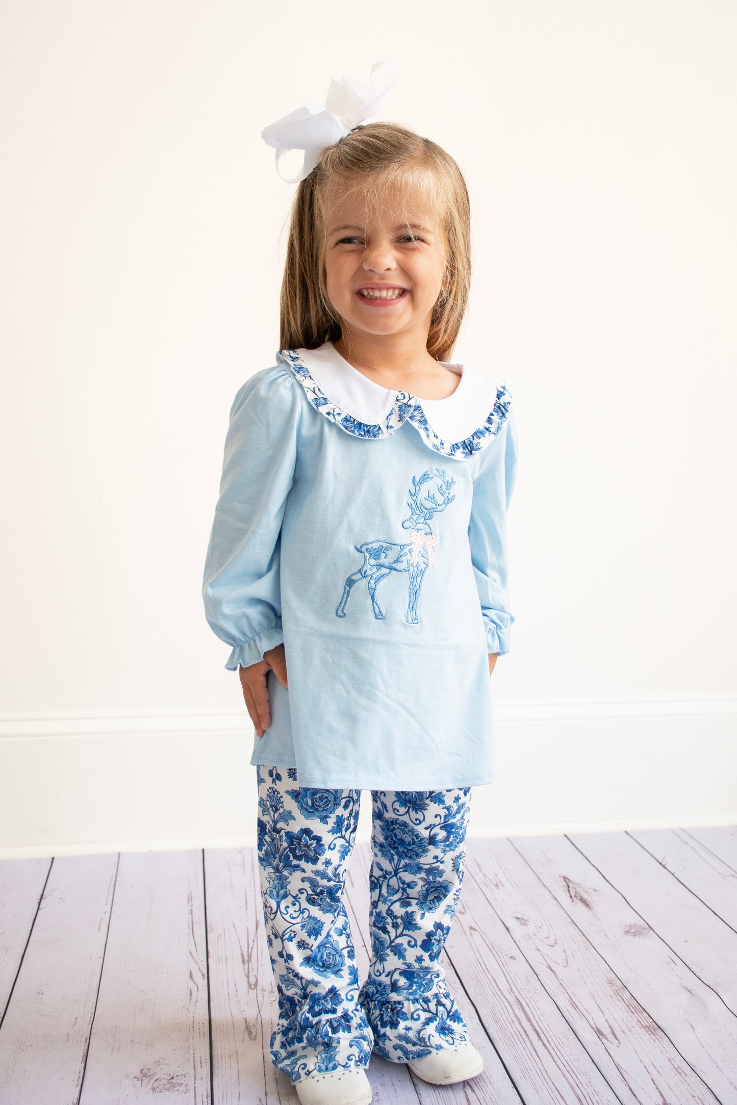 Blue Floral Reindeer Set