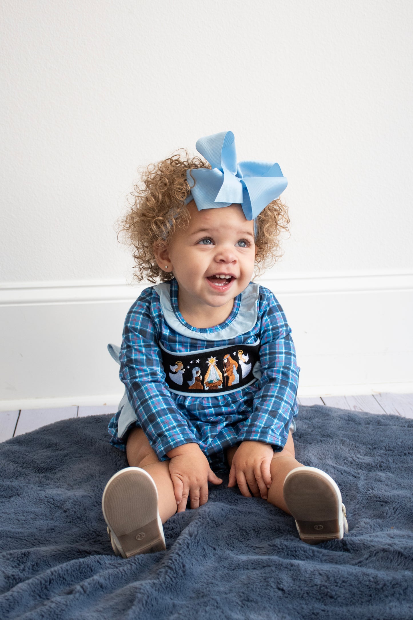 Bethlehem Blessings Girl Bubble