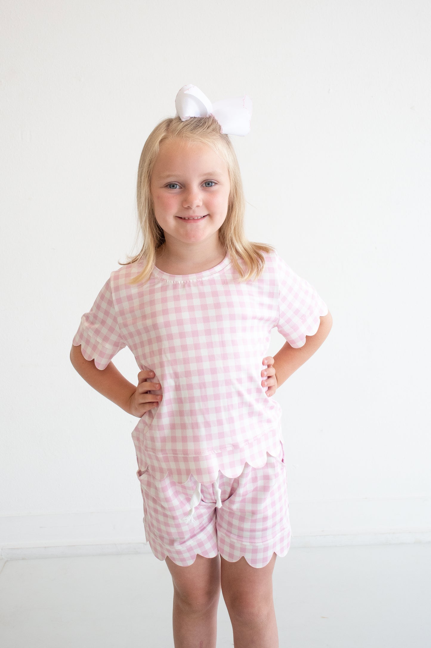 Pink Gingham Scallop Set