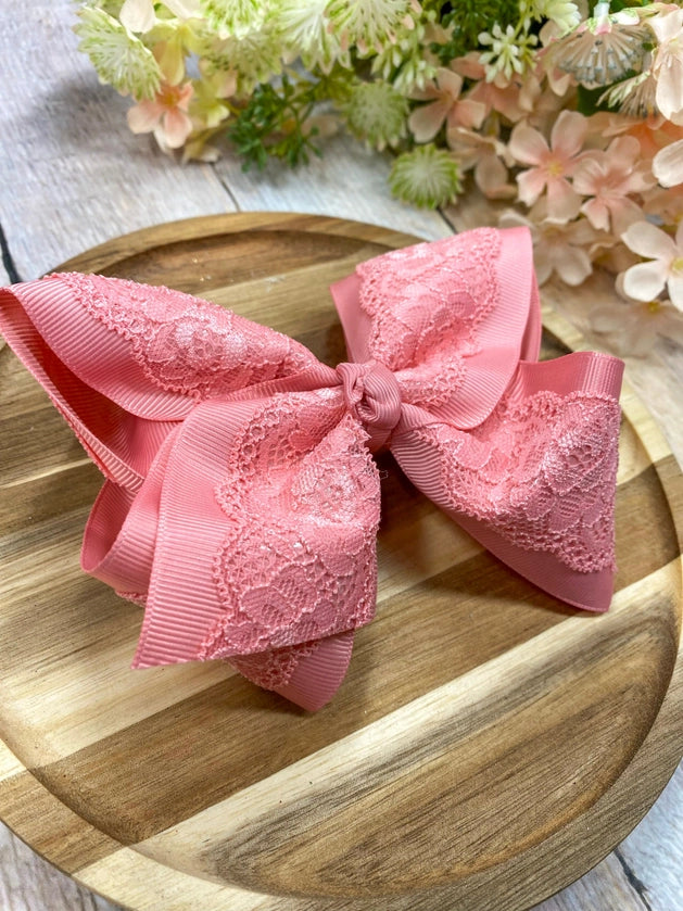 Chantilly Lace Classic Bow