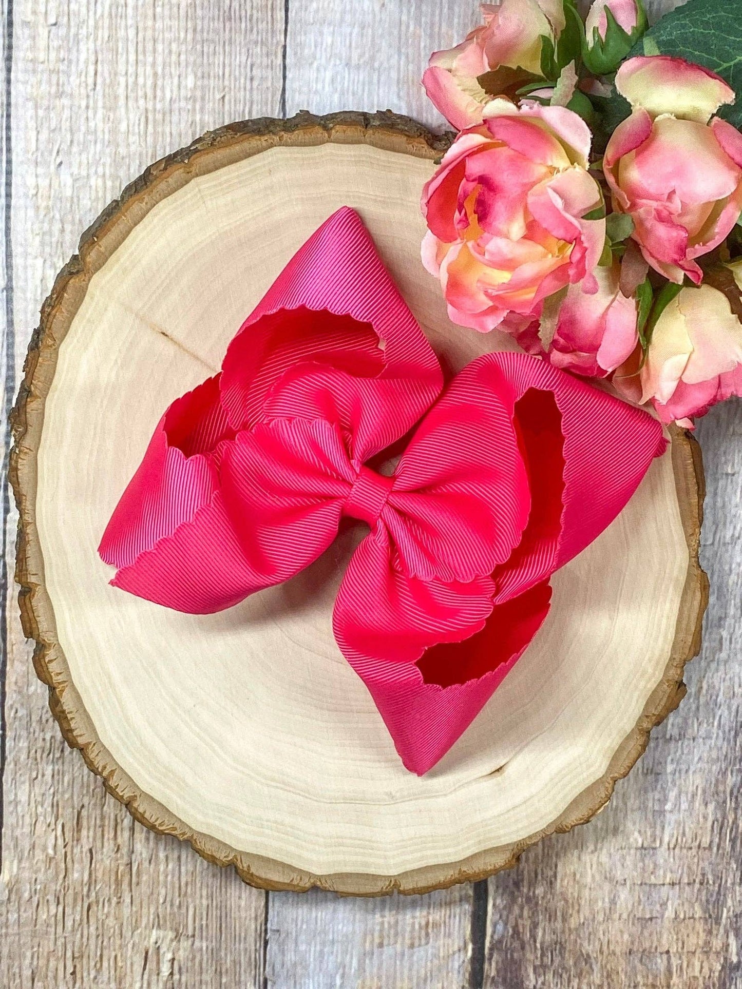 5.5" Oversize Scalloped Hair Bow - Headband