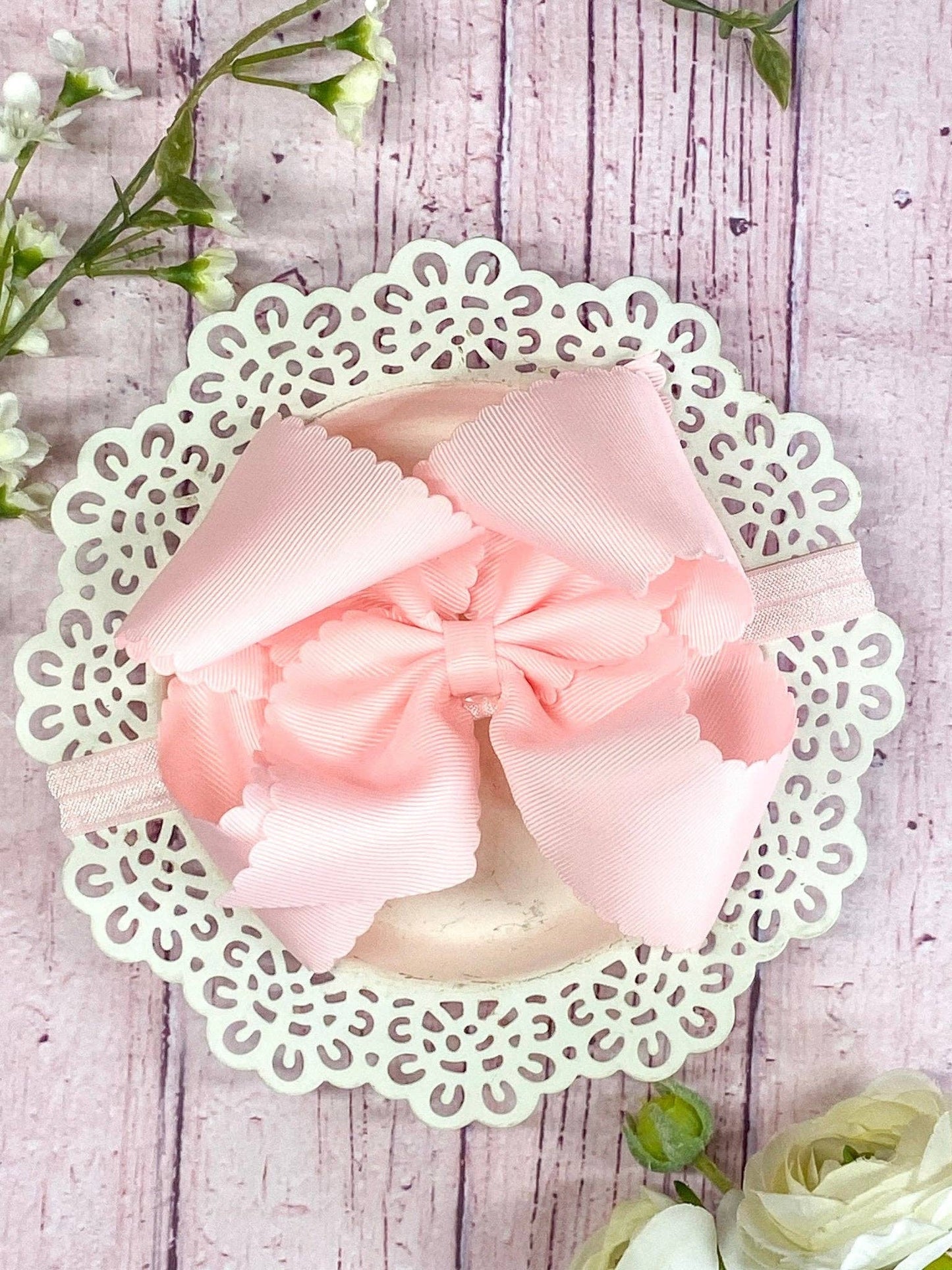 5.5" Oversize Scalloped Hair Bow - Headband