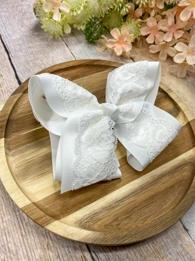 Chantilly Lace Classic Bow